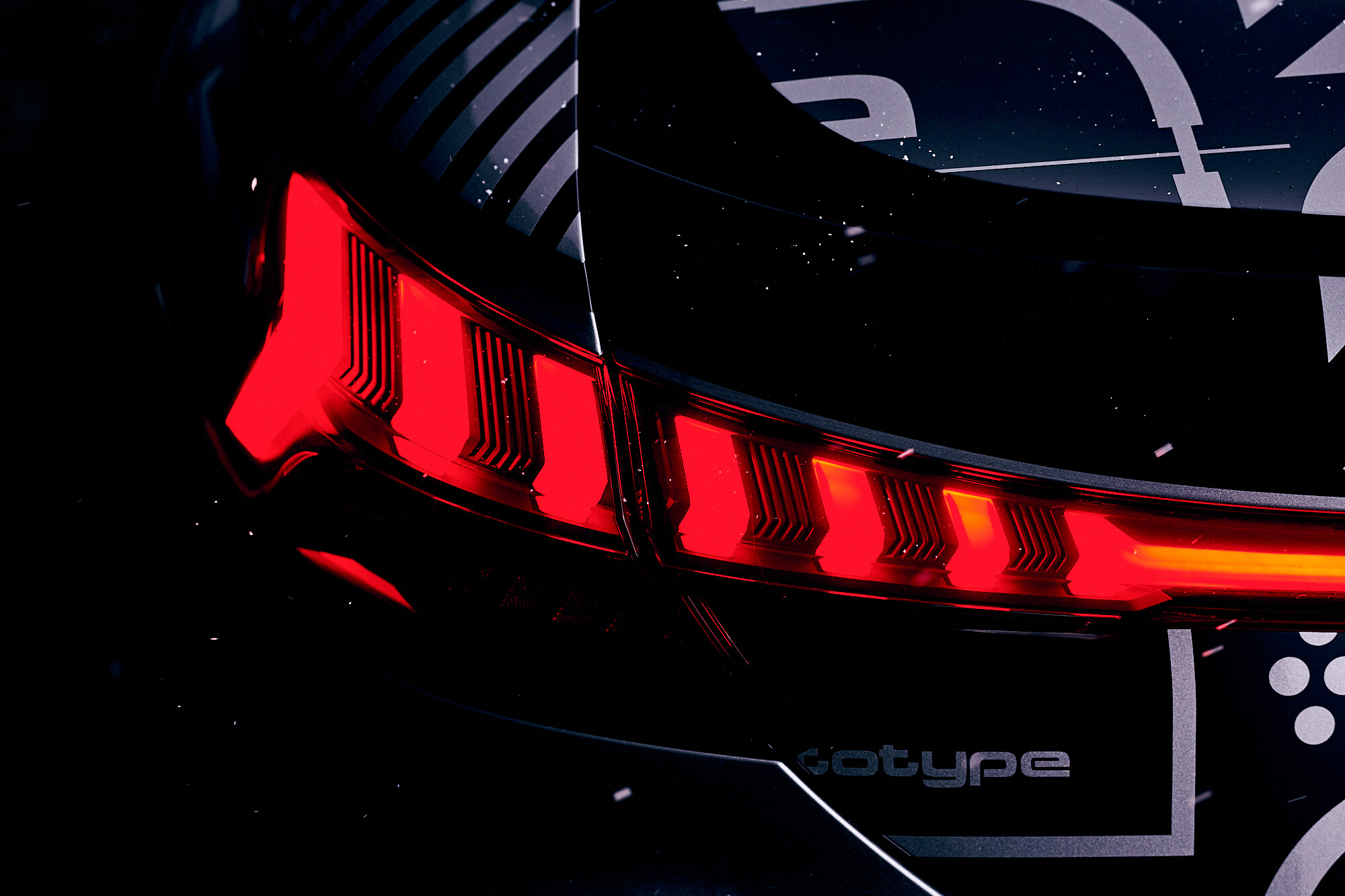 210111_Audi_GT-4747